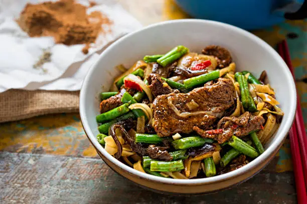 Easy 20-Minute Beef Stir Fry with Pantry Vegetables