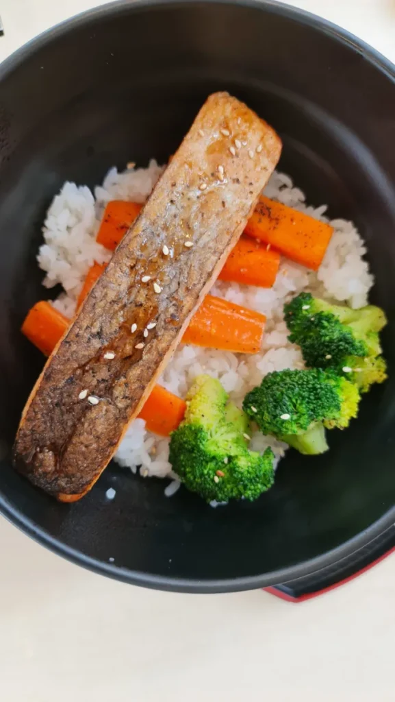 Honey Garlic Salmon Bowls
